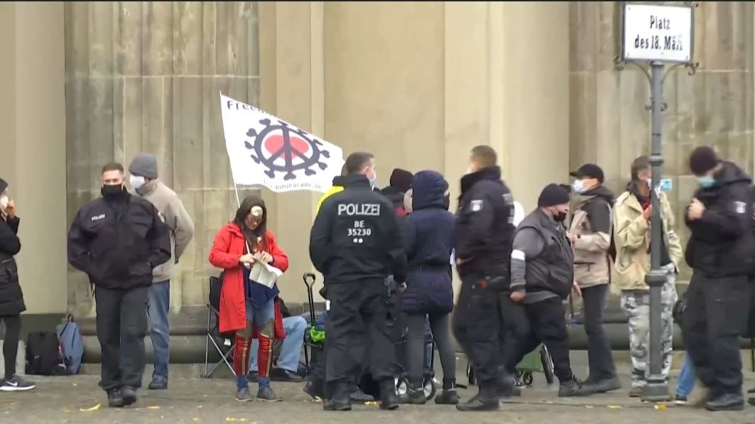 Protest v Berlíně skončil totálním fiaskem
